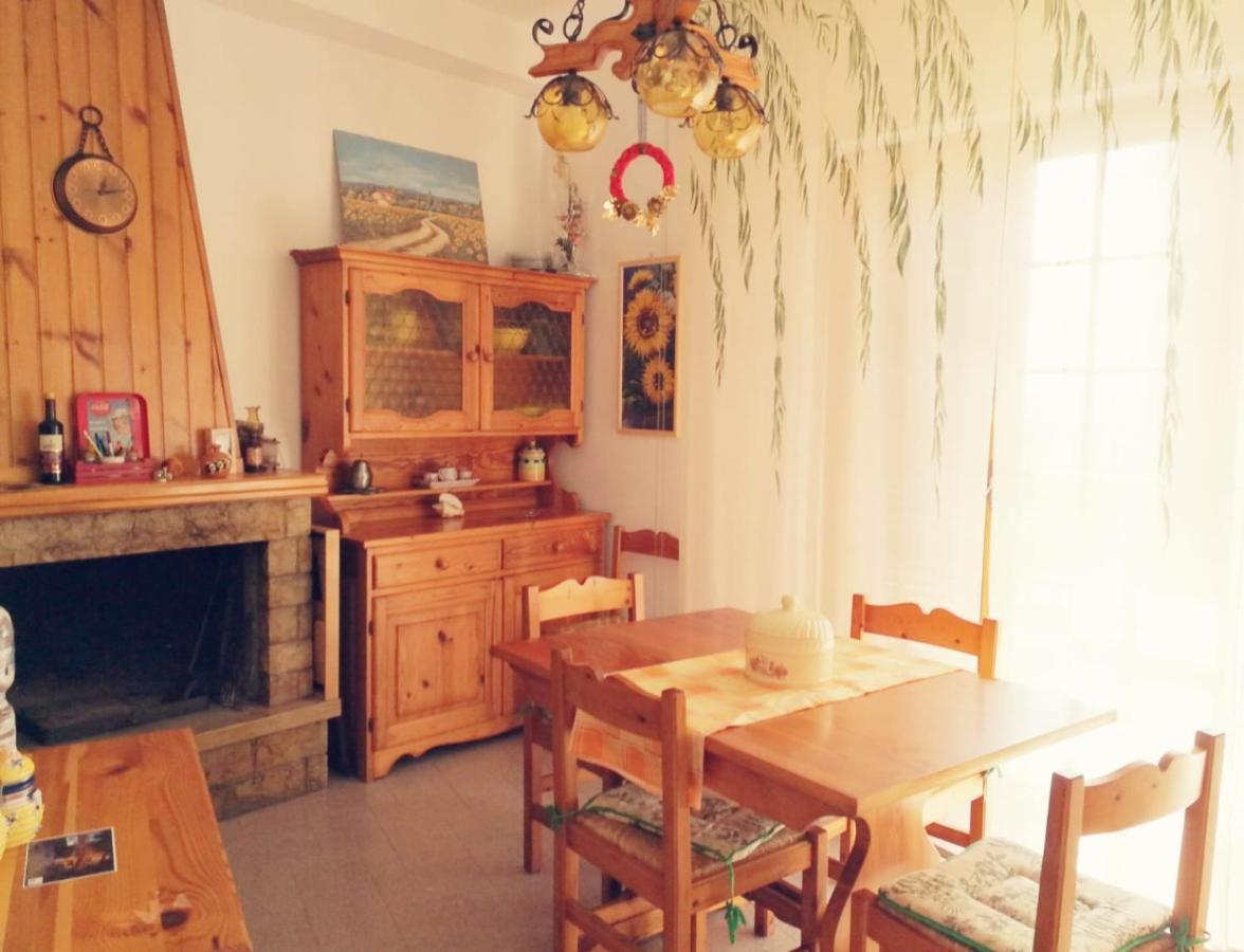 Wanderlust Sant'Angelo Il Paese Delle Fiabe Bed & Breakfast Roccalvecce Exterior photo